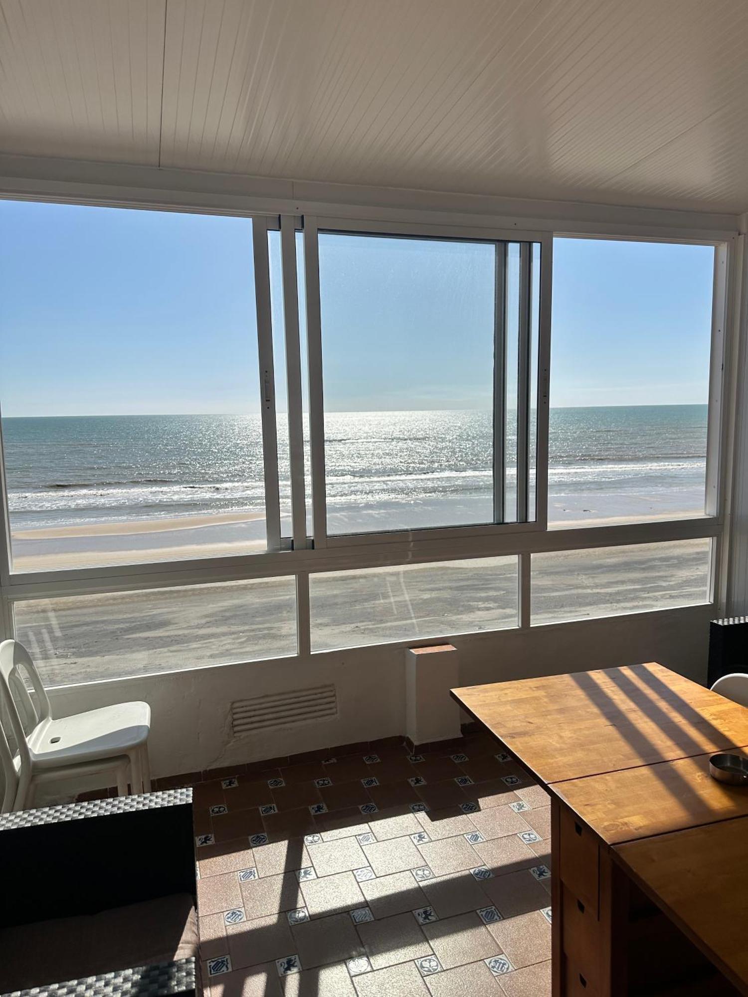 A La Orilla Del Mar Apartment มาตาลัสกาญาส ภายนอก รูปภาพ