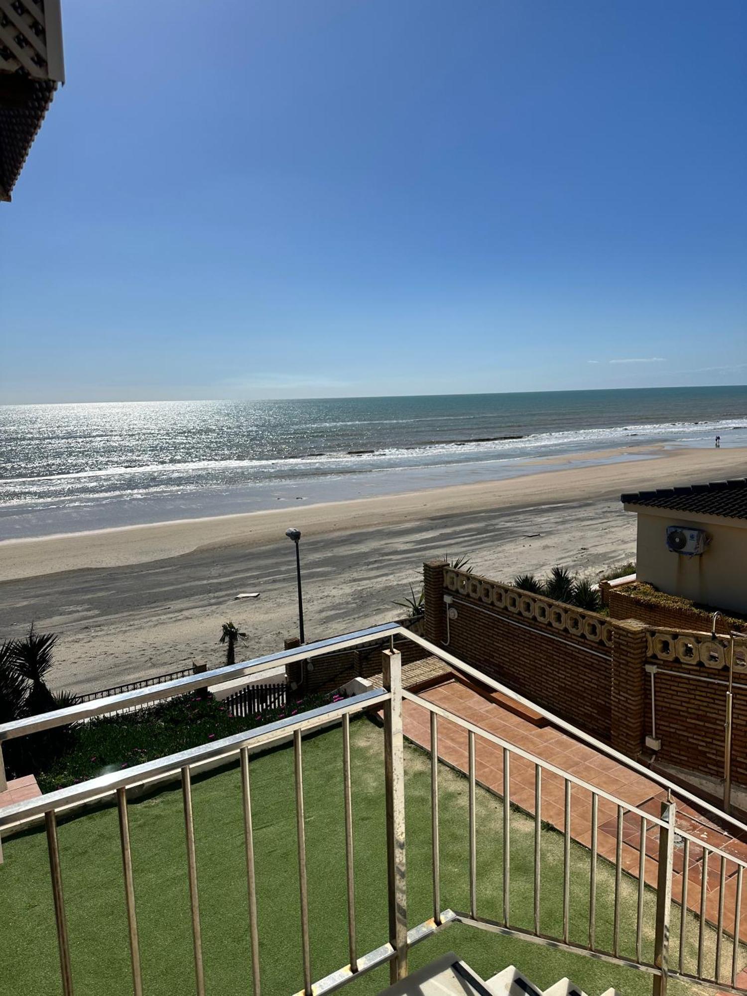 A La Orilla Del Mar Apartment มาตาลัสกาญาส ภายนอก รูปภาพ