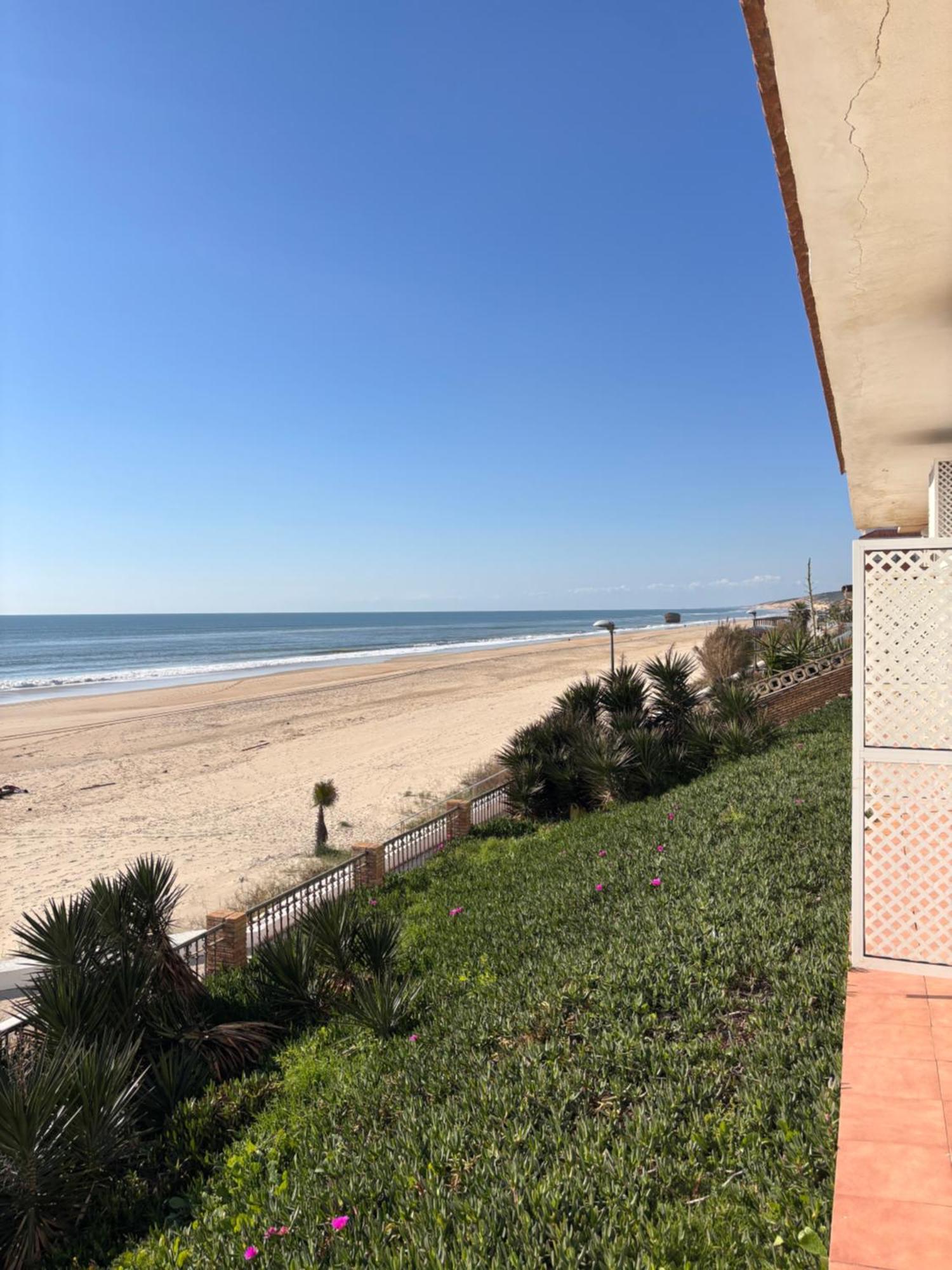 A La Orilla Del Mar Apartment มาตาลัสกาญาส ภายนอก รูปภาพ