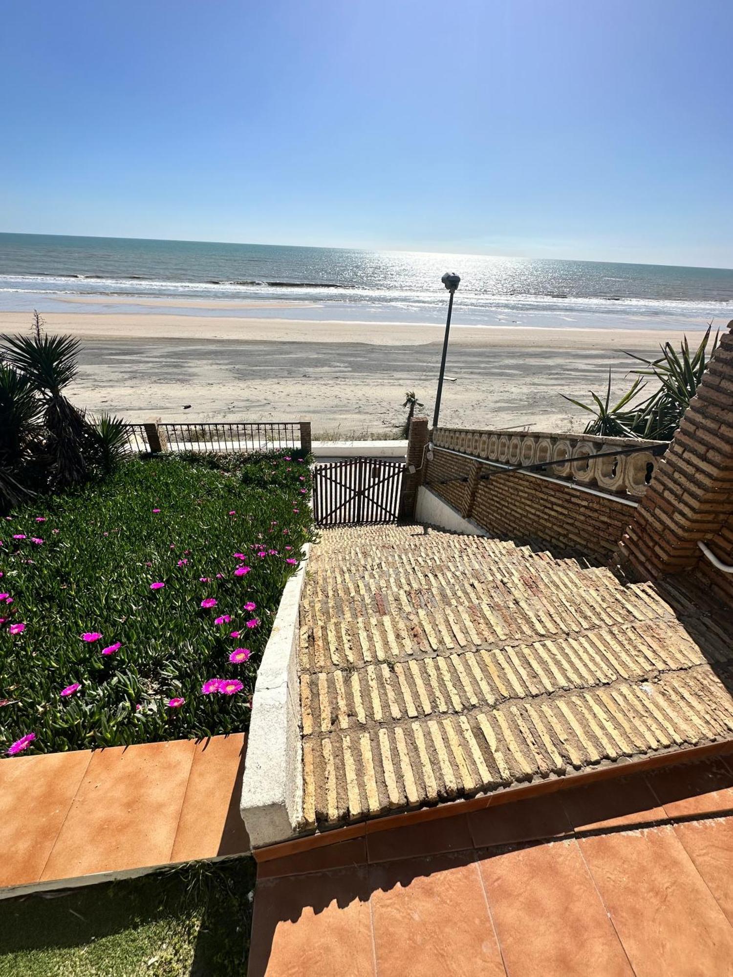 A La Orilla Del Mar Apartment มาตาลัสกาญาส ภายนอก รูปภาพ