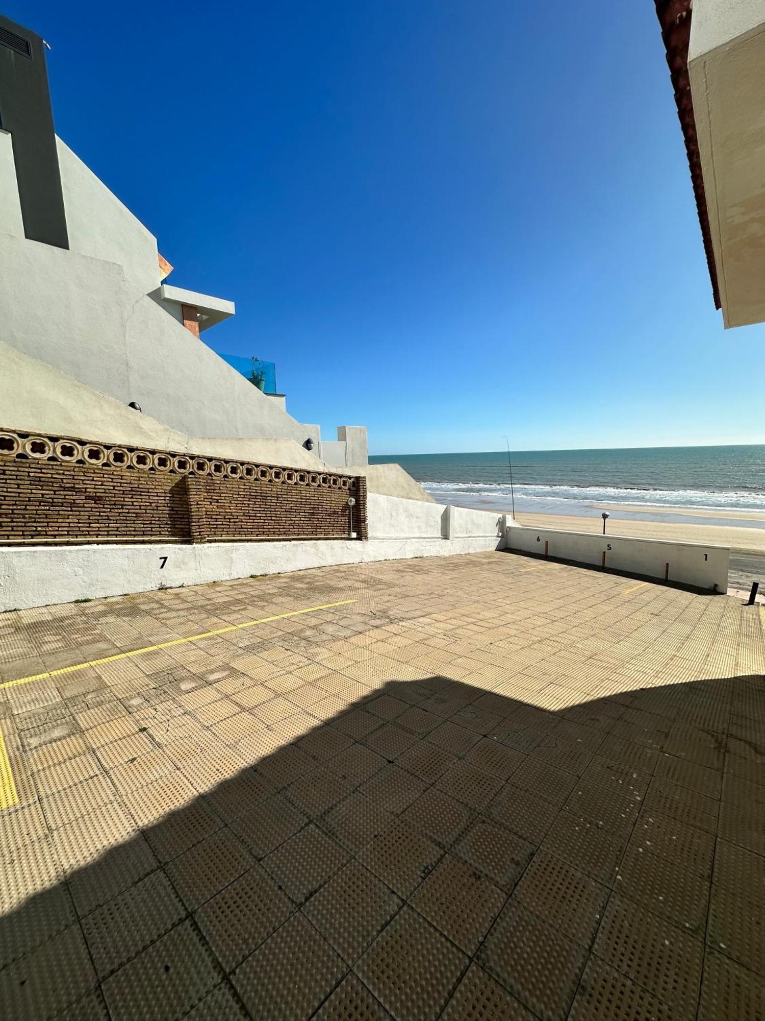 A La Orilla Del Mar Apartment มาตาลัสกาญาส ภายนอก รูปภาพ